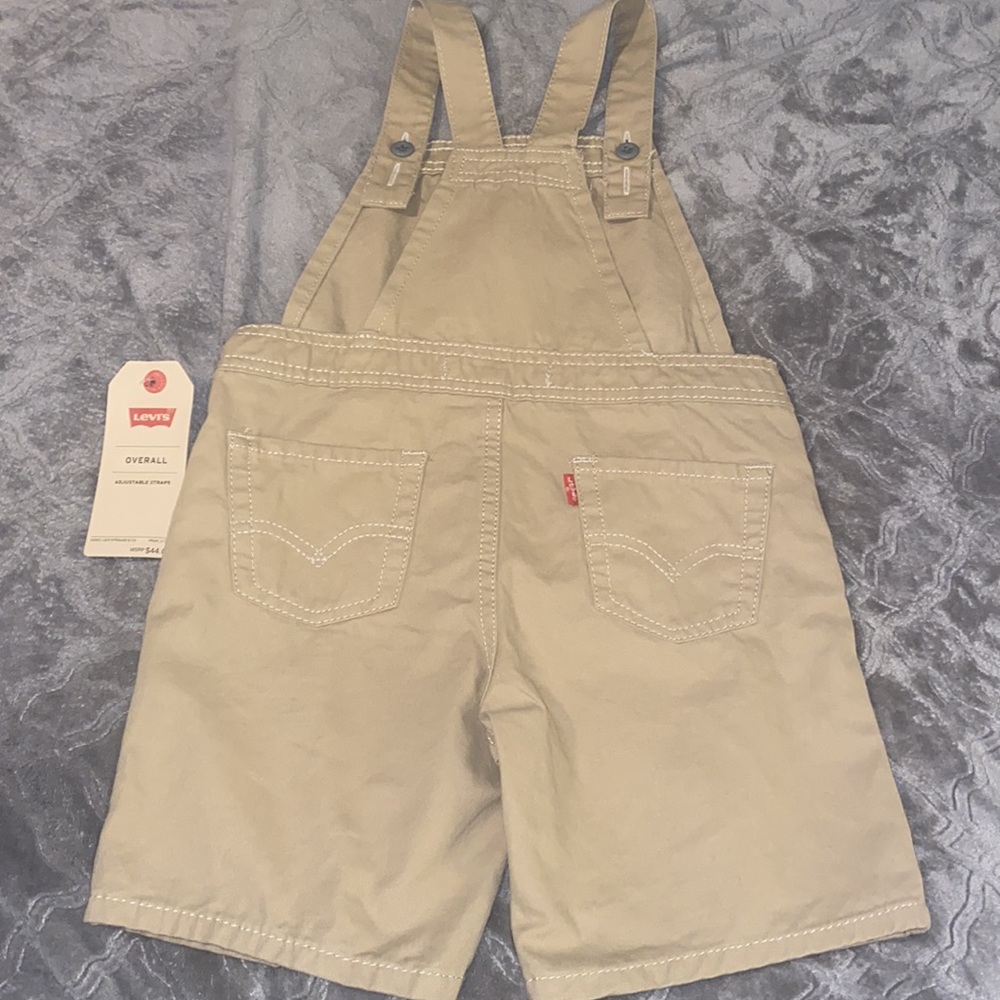 Levi’s khaki overalls shorts size 4t nwt - Picture 3 of 4